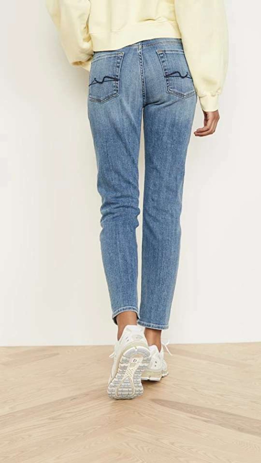 Straight Leg Jeans * | Best Sale 7 For All Mankind Josefina Slim Boyfriend Jeans Broken Twill Light